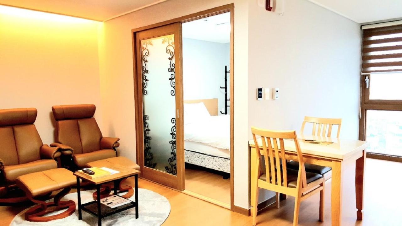 Residence Hotel K Okpo Geoje Zewnętrze zdjęcie